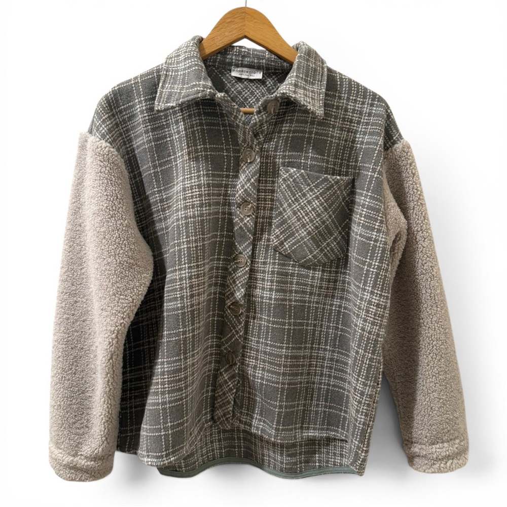 Papercrane Plaid Sherpa Sleeve Shacket Gray Wool Blend Button Front Small - Picture 2 of 8